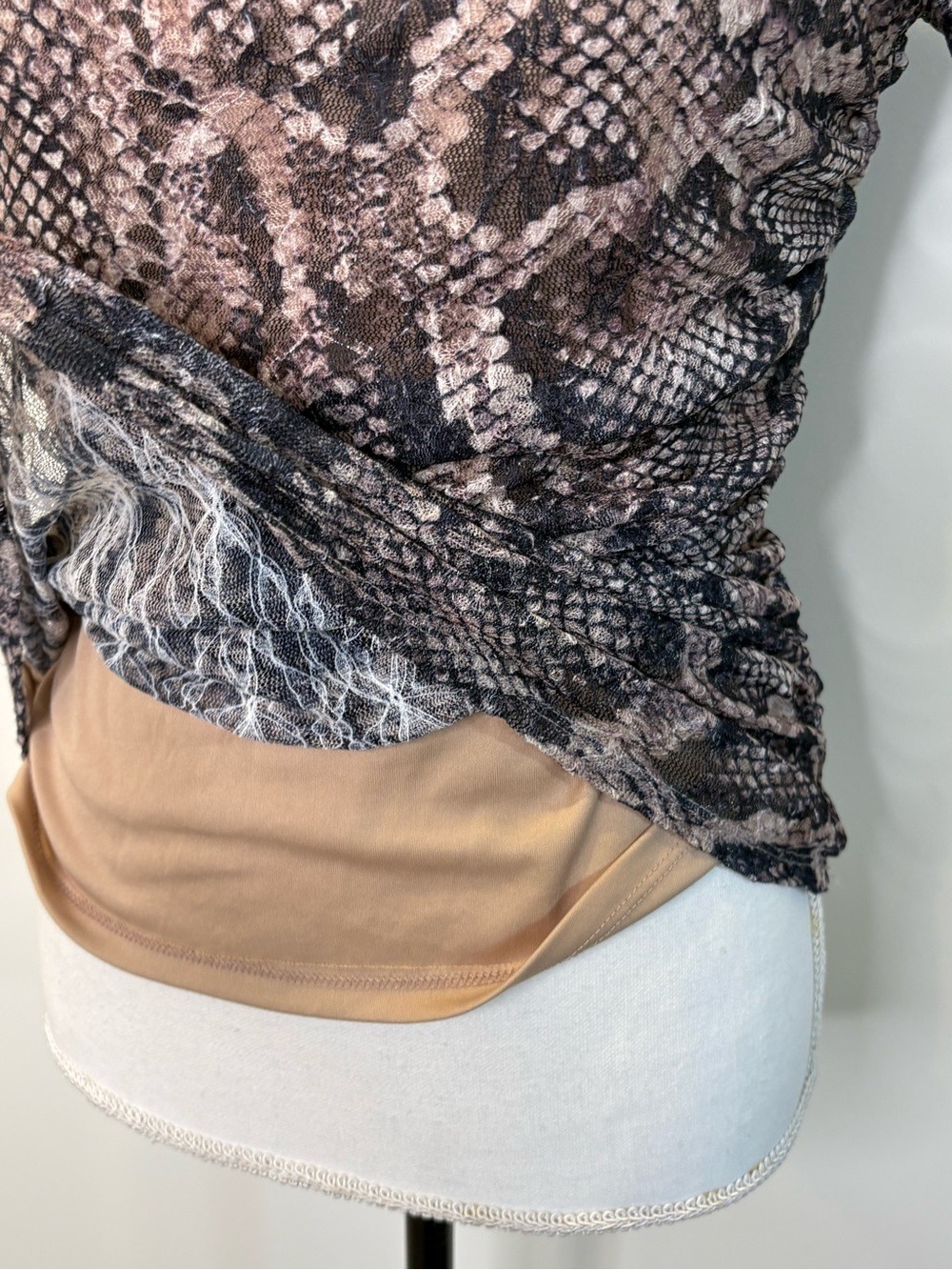 Snakeskin Print Ruched Mesh Top Bodycon Y2K Mob Wife Taupe Brown Est M - Picture 5 of 10